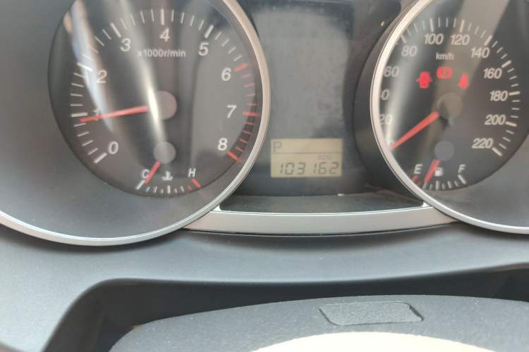 Used Haima Qishi 2012 2.0L Automatic Intelligent Navigation Version Odometer Close Up