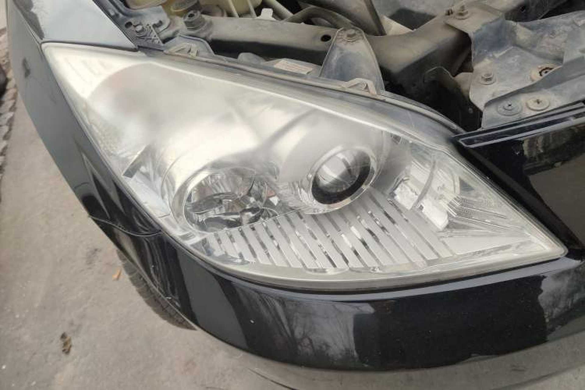 Used Haima Qishi 2012 2.0L Manual Urban Elite Edition Right Front Headlight