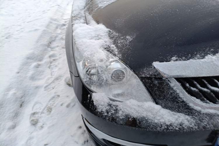 Used Haima Qishi 2012 2.0L Automatic Elegant Style Right Front Headlight