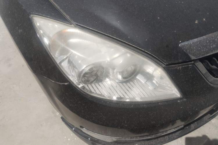 Used Haima Qishi 2012 2.0L Automatic Intelligent Navigation Version Right Front Headlight