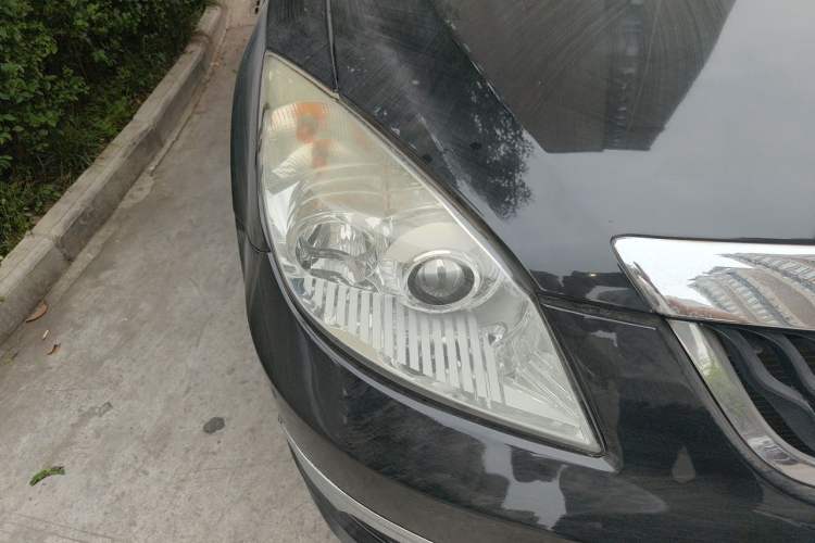 Used Haima Qishi 2012 2.0L Manual Smart Navigation Version Right Front Headlight
