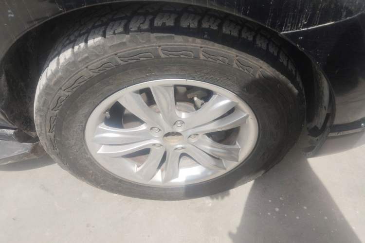 Used Haima Qishi 2012 2.0L Automatic Intelligent Navigation Version Right Front Wheel Hub
