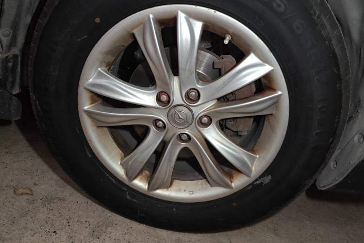 Used Haima Qishi 2012 2.0L Automatic Intelligent Navigation Version Right Front Wheel Hub