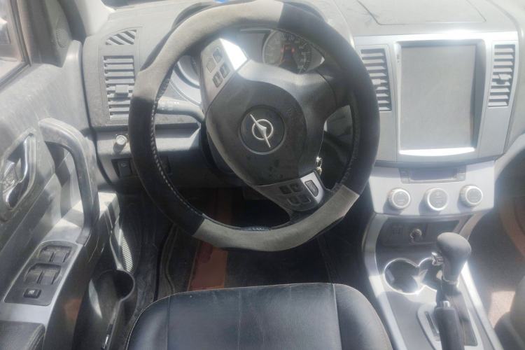Used Haima Qishi 2012 2.0L Automatic Intelligent Navigation Version Steering Wheel