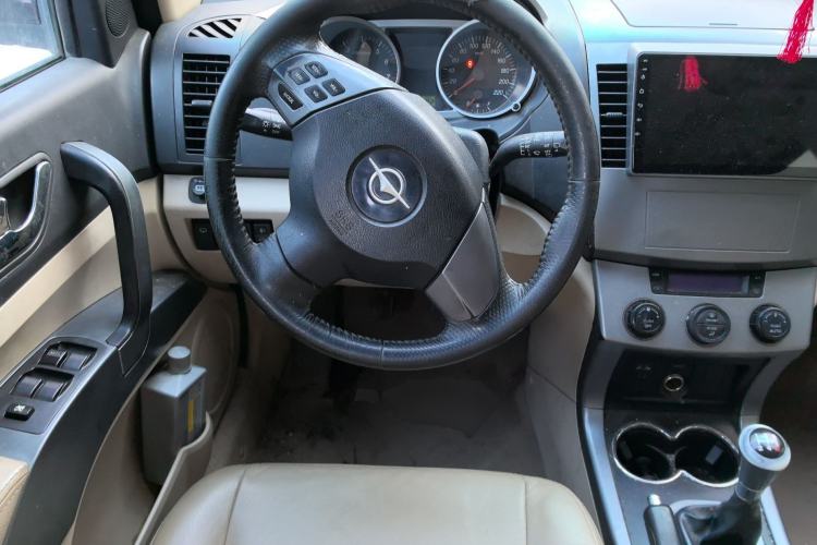 Used Haima Qishi 2012 2.0L Manual Elegant Style Steering Wheel