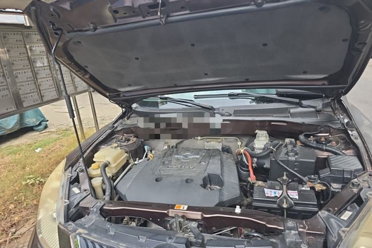 Used Haima Qishi 2012 2.0L Automatic Intelligent Navigation Version Engine Bay