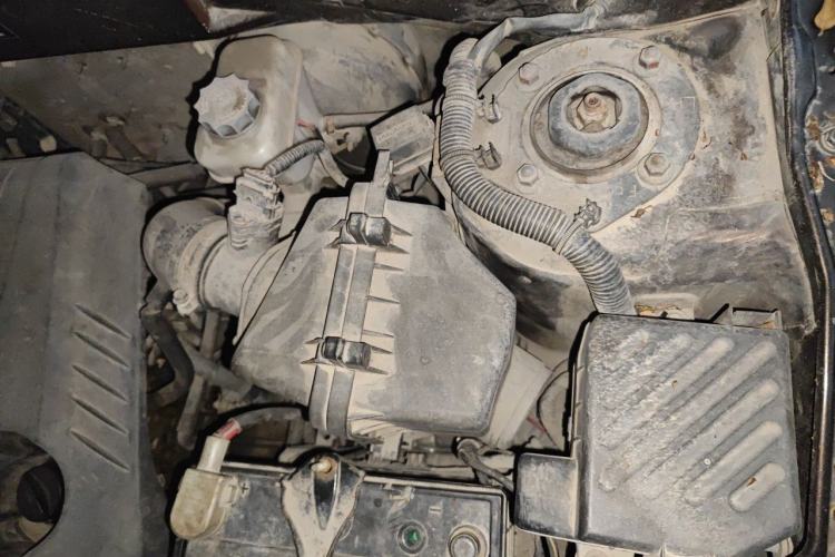 Used Haima Qishi 2012 2.0L Manual Urban Elite Edition Engine Bay Left