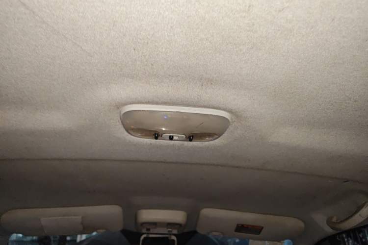 Used Haima Qishi 2012 2.0L Manual Urban Elite Edition Headliner