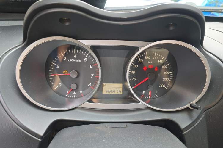 Used Haima Qishi 2012 2.0L Automatic Intelligent Navigation Version Instrument Cluster