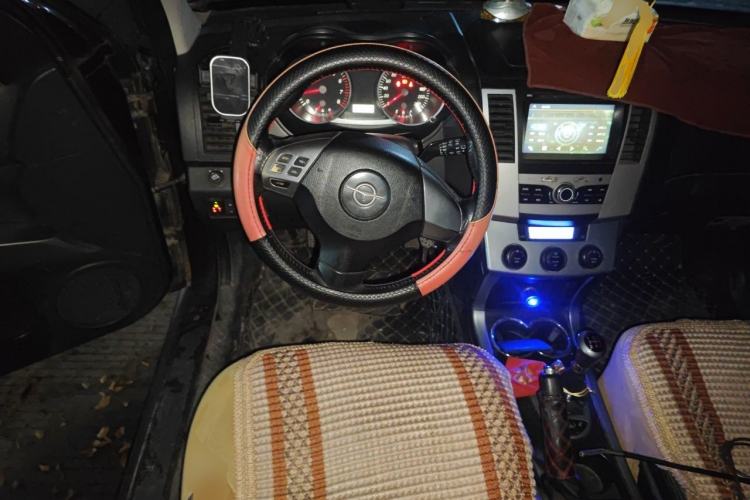 Used Haima Qishi 2012 2.0L Manual Urban Elite Edition Steering Wheel