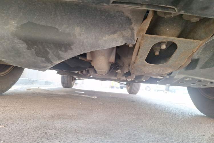 Used Haima Qishi 2012 2.0L Automatic Elegant Style Chassis Front