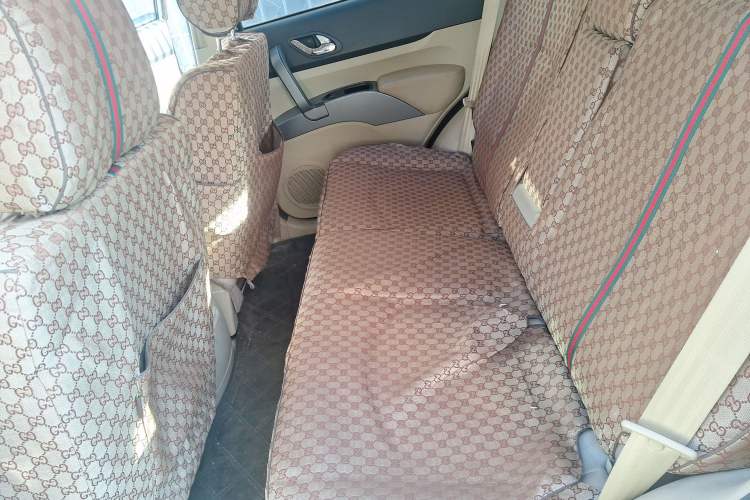 Used Haima Qishi 2012 2.0L Automatic Elegant Style Left Rear Seat