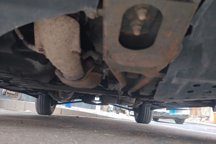 Used Haima Qishi 2013 2.0L Manual Classic Trim Chassis Front