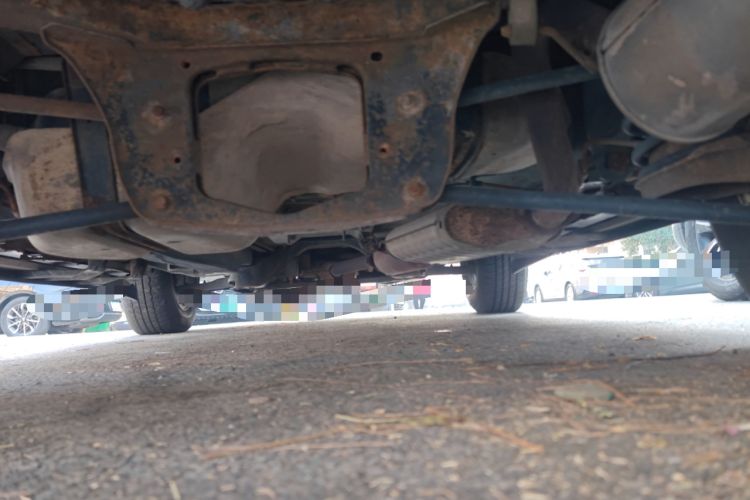 Used Haima Qishi 2013 2.0L Manual Classic Trim Chassis Rear