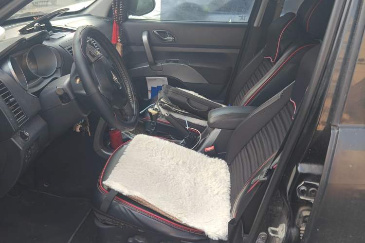 Used Haima Qishi 2013 2.0L Manual Classic Trim Left Front Seat
