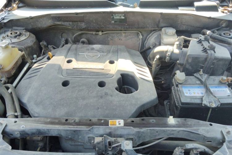 Used Haima Qishi 2013 2.0L Manual Urban Elite Model Engine Bay