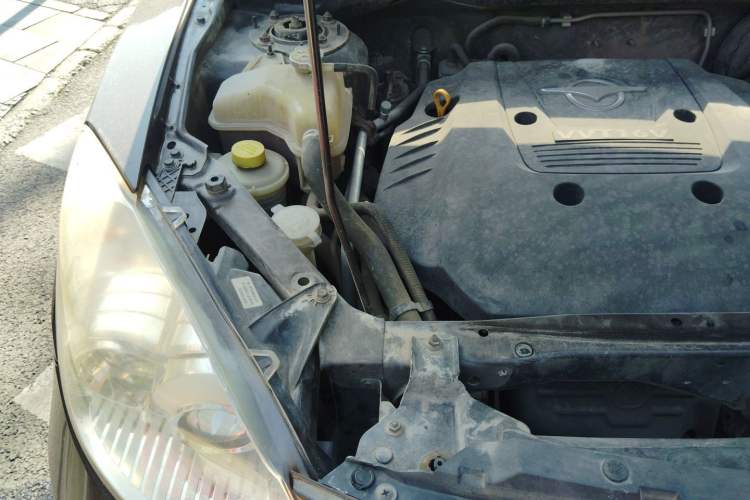 Used Haima Qishi 2013 2.0L Manual Urban Elite Model Engine Bay Right