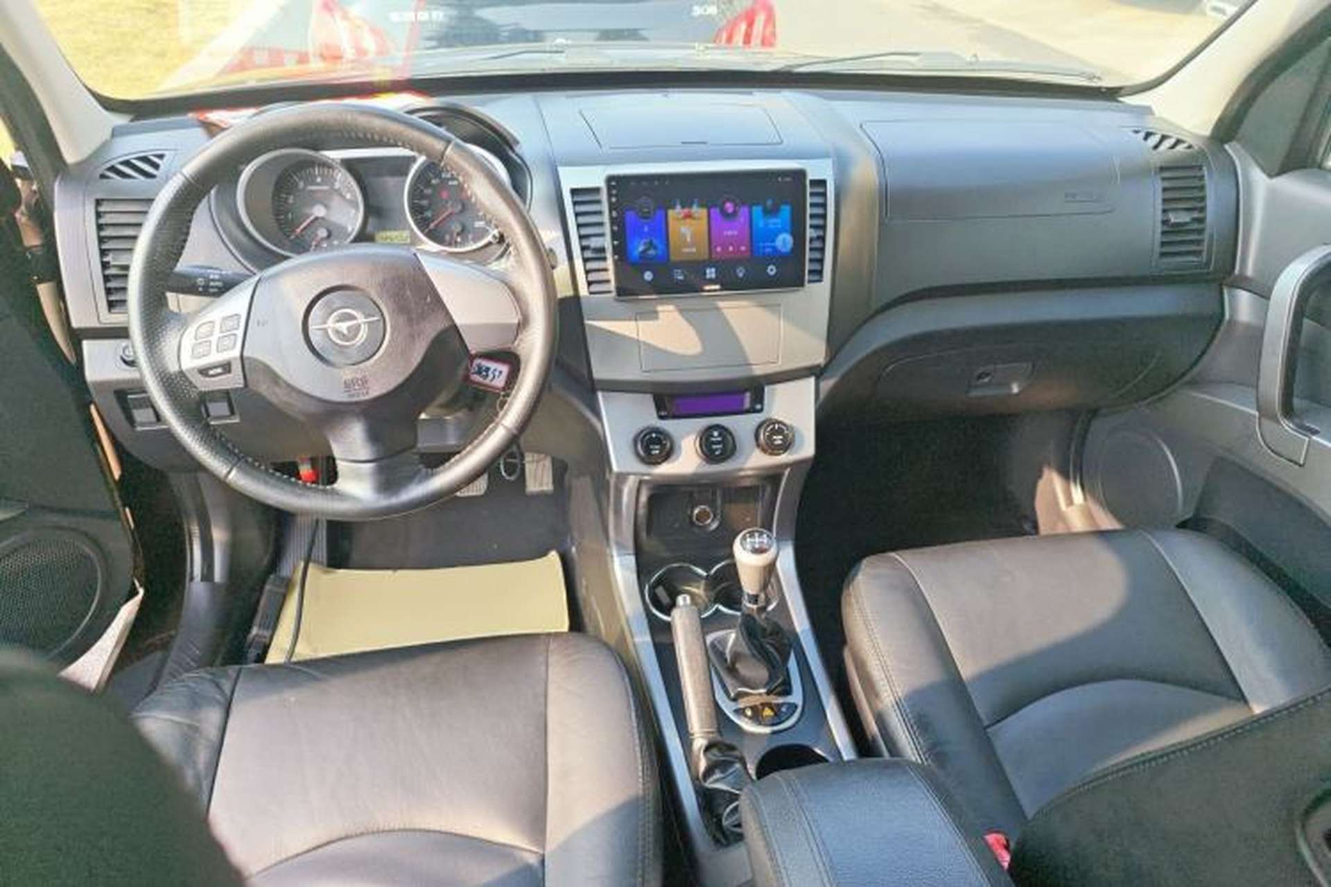 Used Haima Qishi 2013 2.0L Manual Classic Trim Interior 2