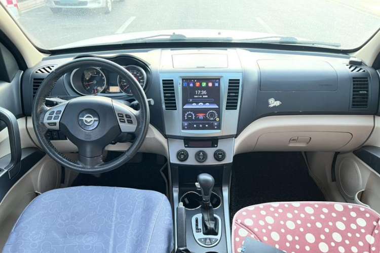 Used Haima Qishi 2013 2.0L Automatic Urban Elite Edition Interior 1