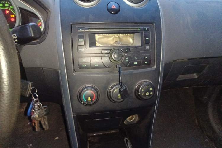 Used Haima Qubit 2010 1.3L Manual Utility Version Audio And AC Panel