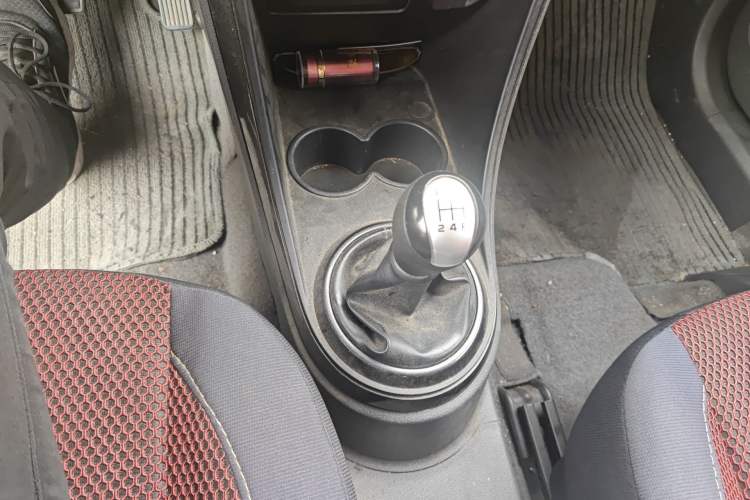 Used Haima Qubit 2010 1.3L Manual Luxury Version Gear Lever