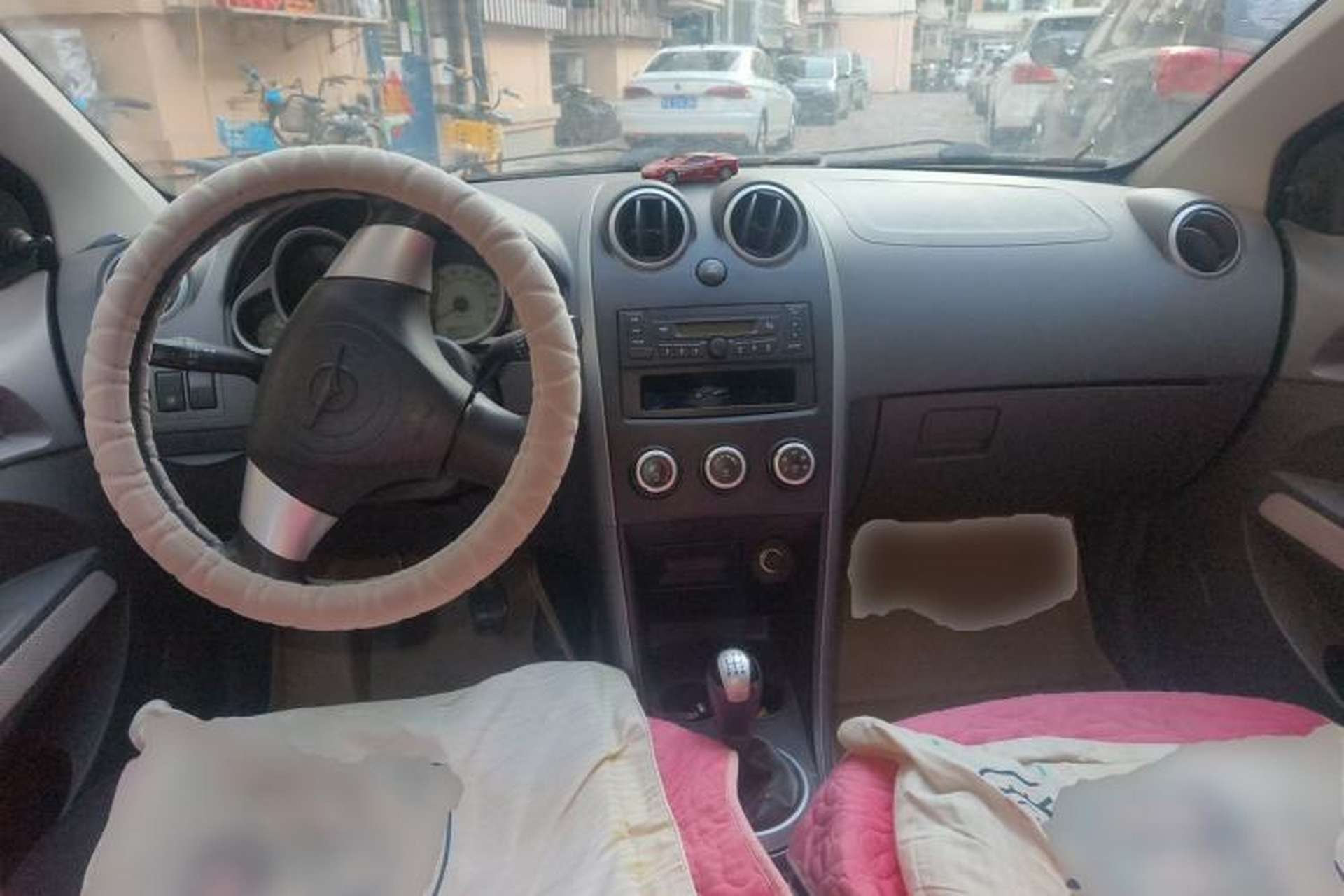 Used Haima Qubit 2011 1.3L Manual Standard Edition Center Console