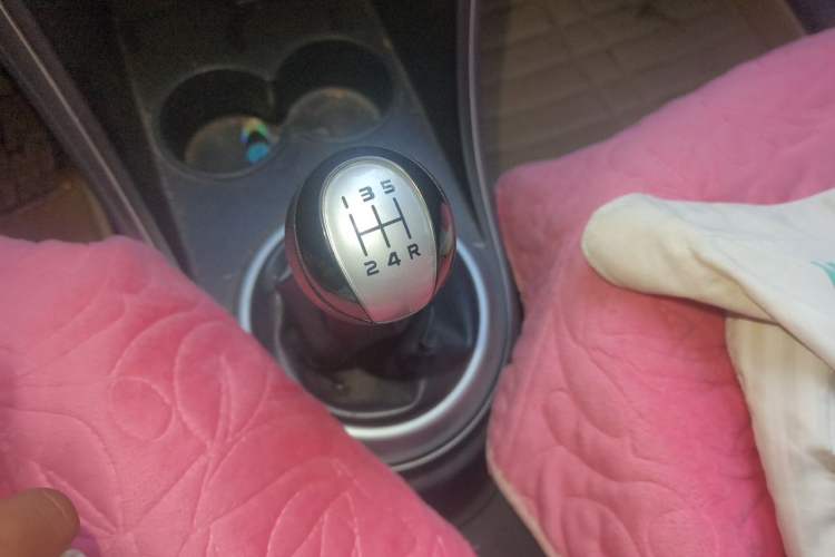 Used Haima Qubit 2011 1.3L Manual Standard Edition Gear Lever