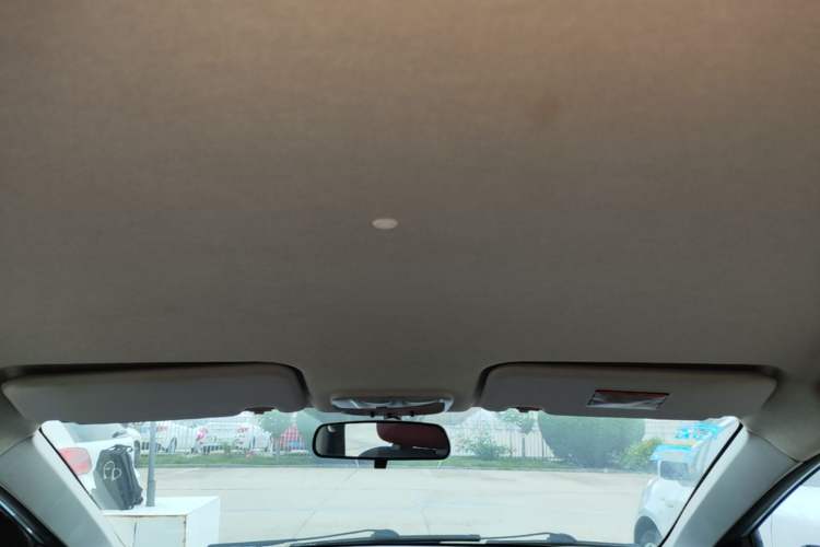 Used Haima Qubit 2011 1.5L AMT Comfort Edition Headliner