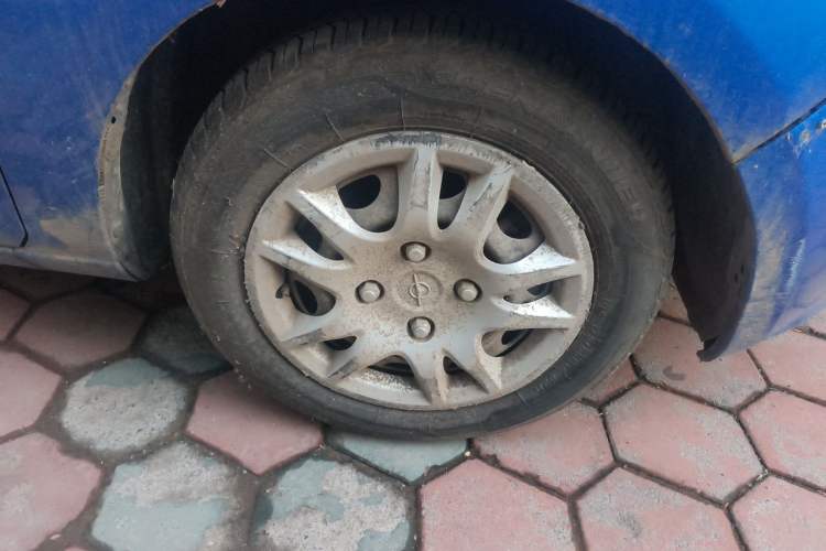 Used Haima Qubit 2011 1.3L Manual Standard Edition Right Front Wheel Hub