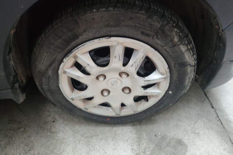 Used Haima Qubit 2011 1.3L Manual Standard Edition Right Front Wheel Hub