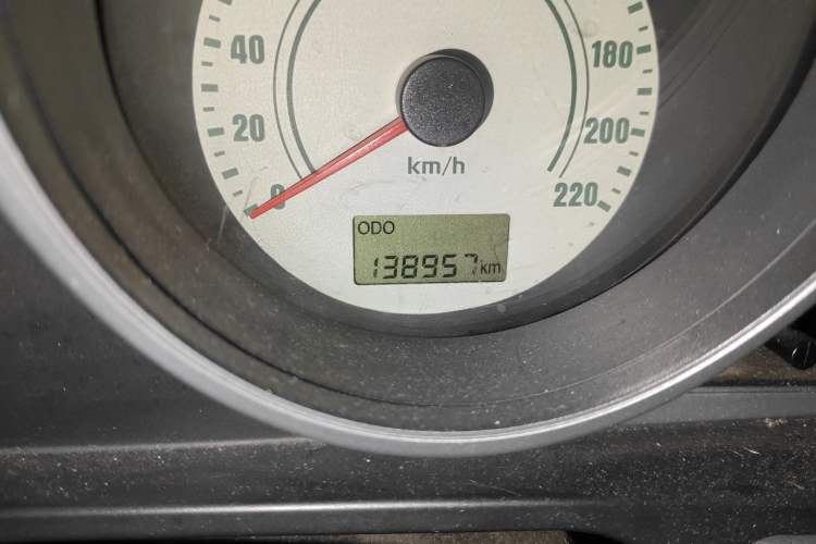 Used Haima Qubit 2011 1.5L AMT Comfort Edition Odometer Close Up