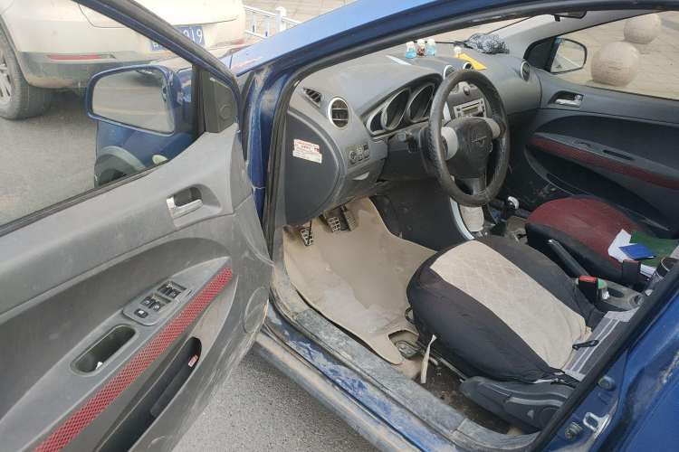 Used Haima Qubit 2012 1.3L Manual Cool Edition Driver Seat