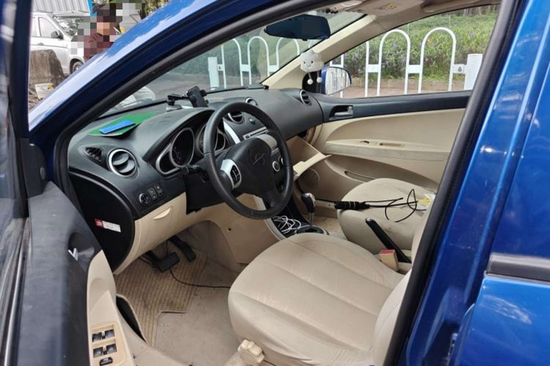 Used Haima Qubit 2012 1.5L AMT Dynamic Edition Driver Seat