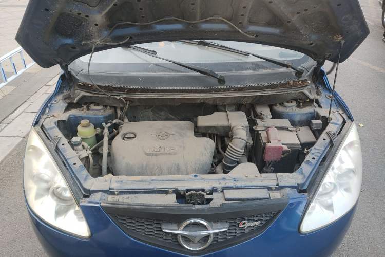 Used Haima Qubit 2012 1.3L Manual Cool Edition Engine Bay