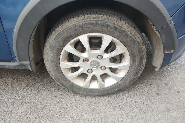 Used Haima Qubit 2012 1.3L Manual Cool Edition Right Front Wheel Hub