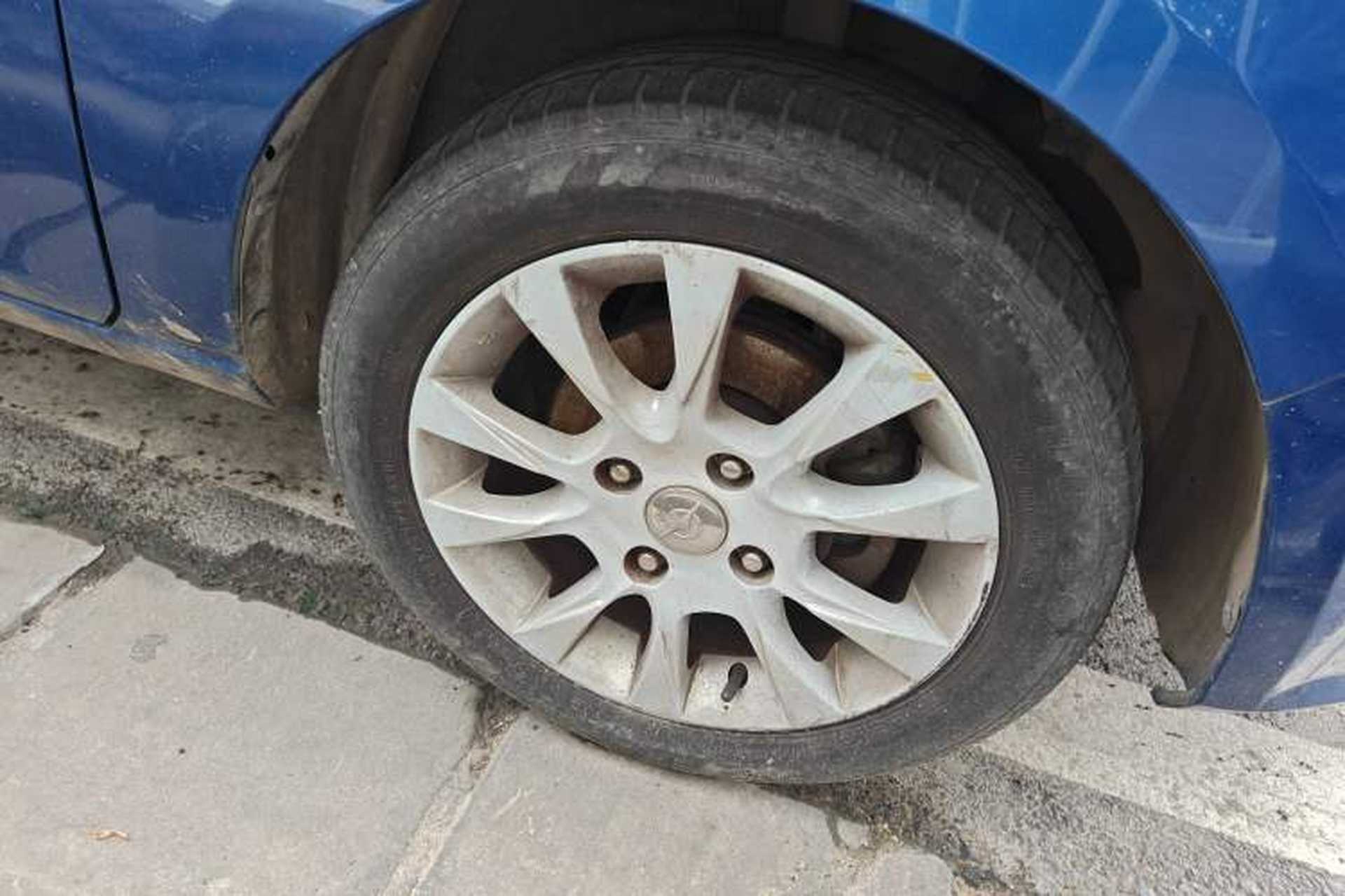 Used Haima Qubit 2012 1.5L AMT Dynamic Edition Right Front Wheel Hub