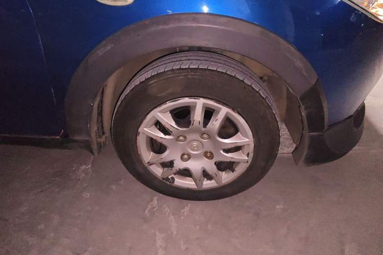 Used Haima Qubit 2012 1.3L Manual Cool Edition Right Front Wheel Hub