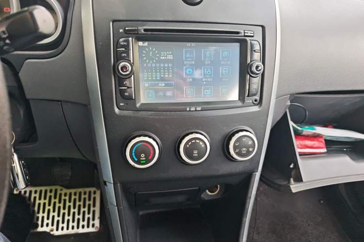 Used Haima Qubit 2012 1.3L Manual Cool Edition Audio And AC Panel