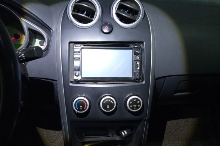 Used Haima Qubit 2012 1.3L Manual Cool Edition Audio And AC Panel