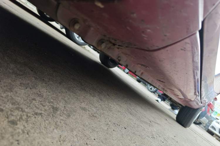 Used Haima Qubit 2012 1.3L Manual Lingyue Edition Chassis Front Left