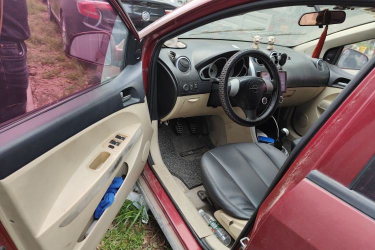 Used Haima Qubit 2012 1.3L Manual Cool Edition Driver Seat