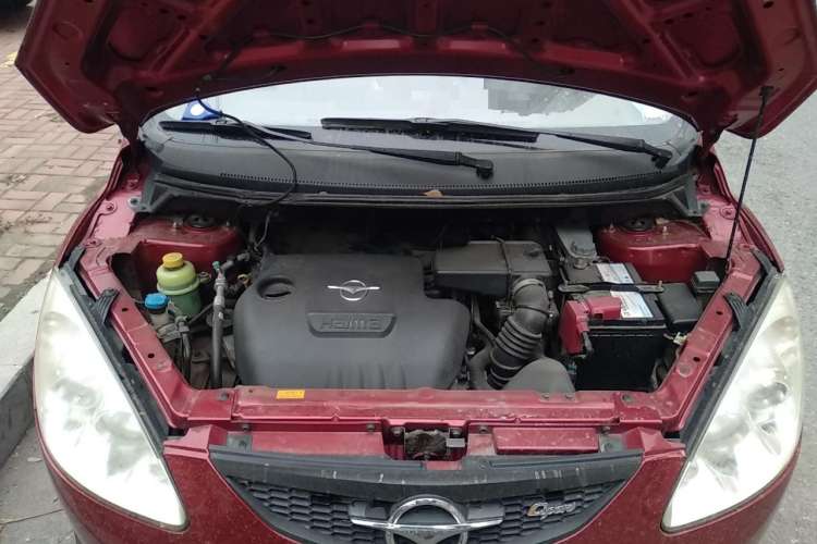 Used Haima Qubit 2012 1.3L Manual Cool Edition Engine Bay