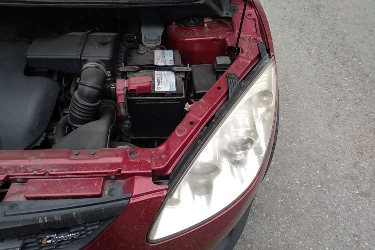 Used Haima Qubit 2012 1.3L Manual Cool Edition Engine Bay Left