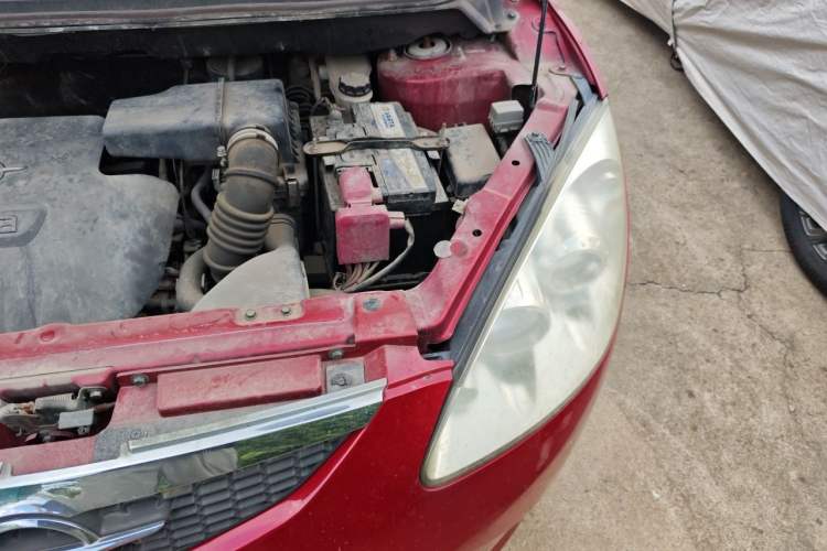 Used Haima Qubit 2012 1.3L Manual Lingyue Edition Engine Bay Left