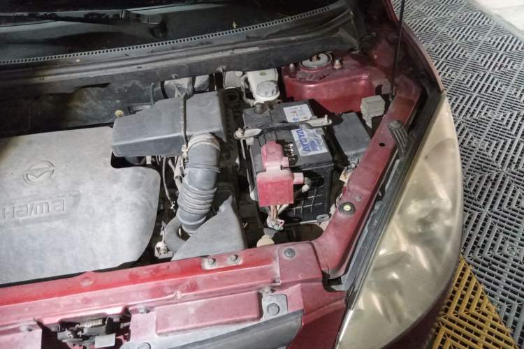 Used Haima Qubit 2012 1.3L Manual Cool Edition Engine Bay Left