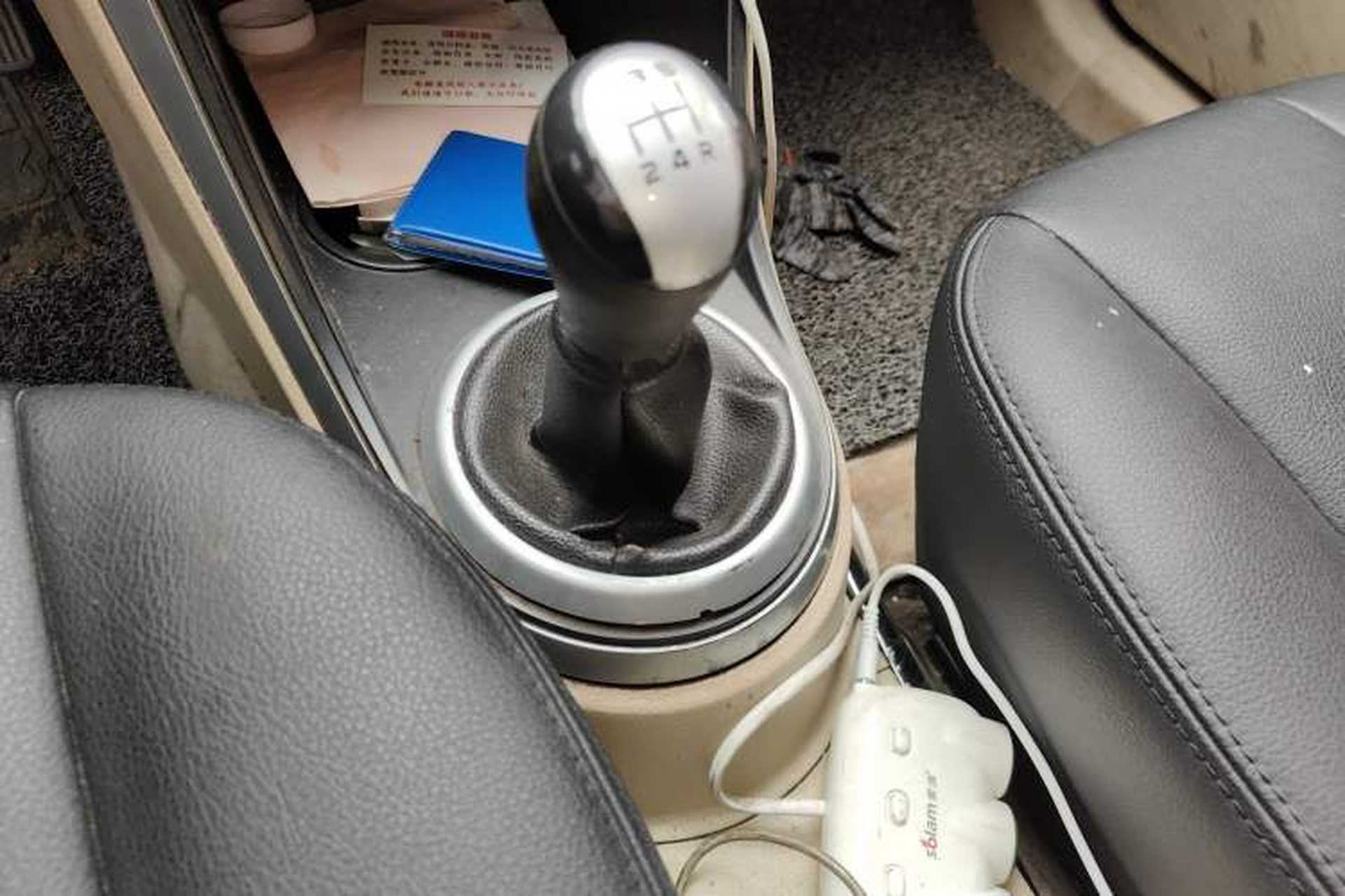 Used Haima Qubit 2012 1.3L Manual Cool Edition Gear Lever