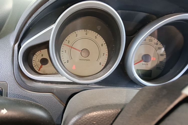 Used Haima Qubit 2012 1.3L Manual Cool Edition Instrument Cluster