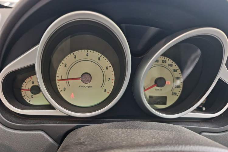 Used Haima Qubit 2012 1.3L Manual Cool Edition Instrument Cluster