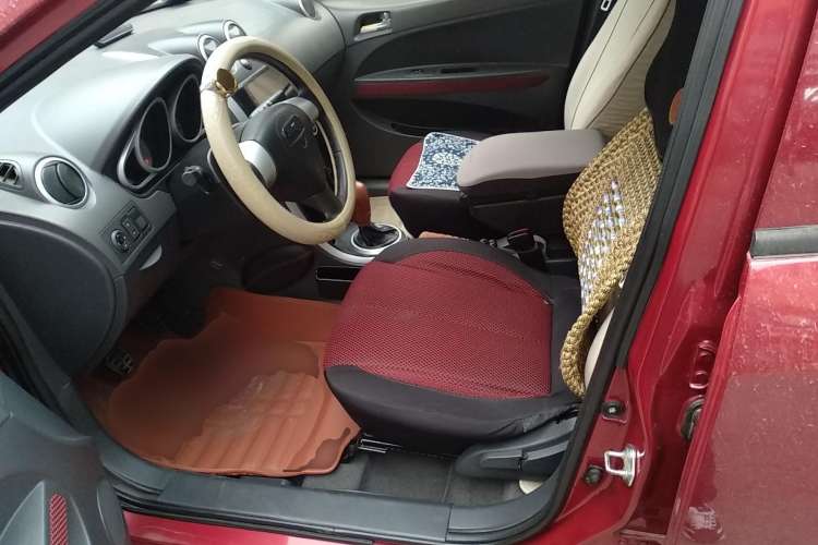Used Haima Qubit 2012 1.3L Manual Cool Edition Left Front Seat