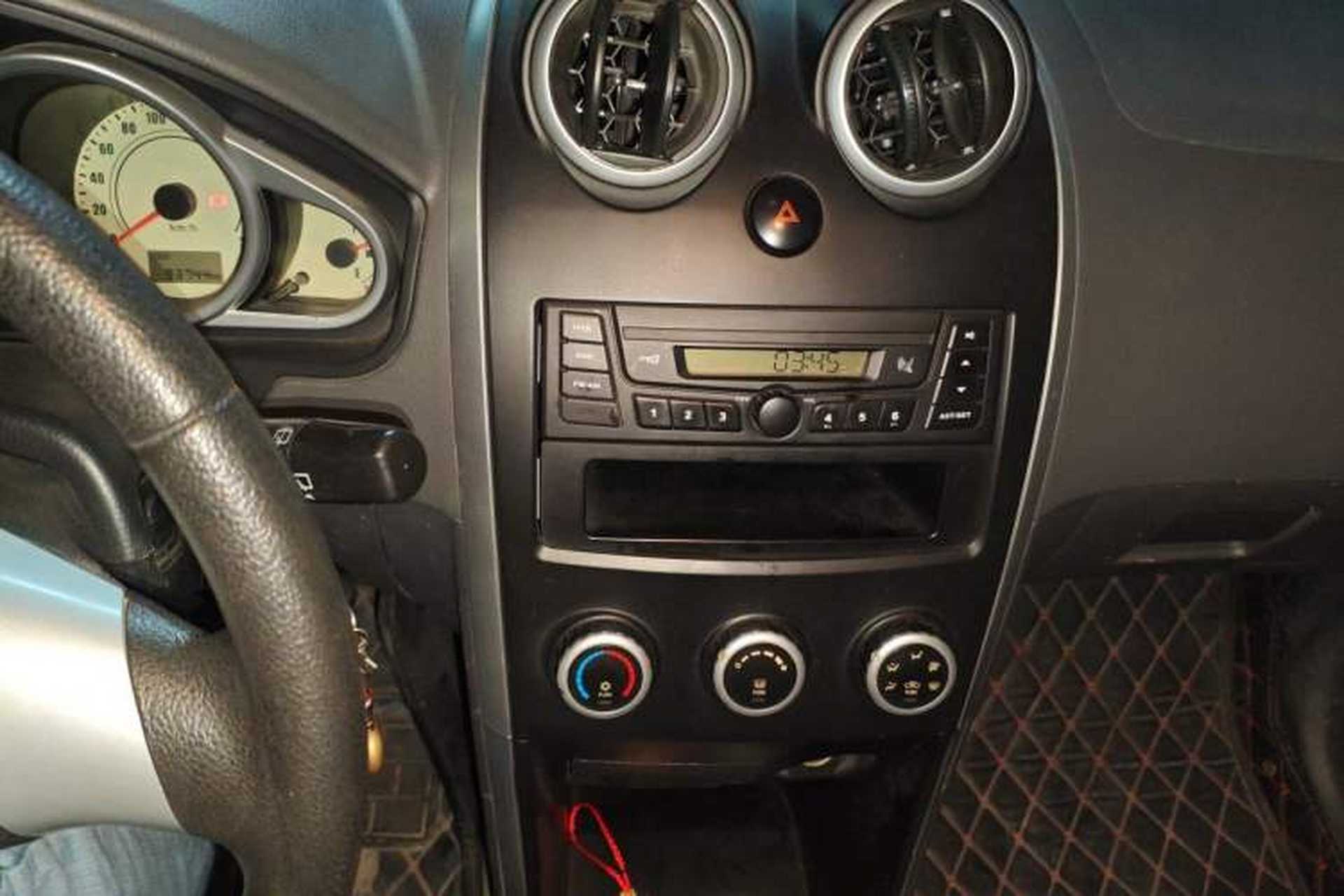 Used Haima Qubit 2012 1.3L Manual Cool Edition Audio And AC Panel